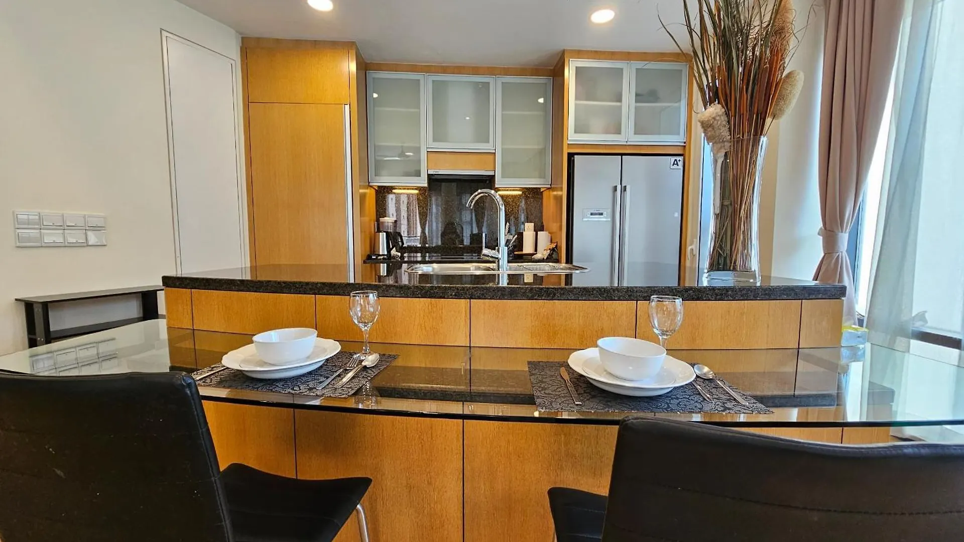 Urban Oasis At St Mary Klcc 1Bed2Bath Apartment Kuala Lumpur